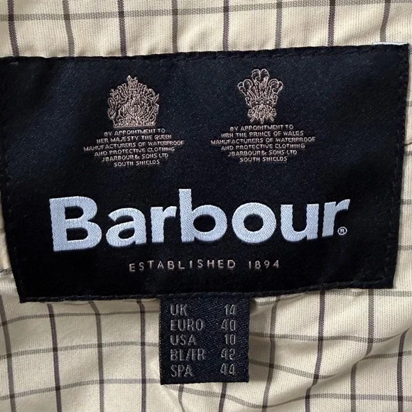 Barbour Vest Womens 10 Beige Quilted Outdoor Classic Quiet Luxury Layering - Picture 6 of 10